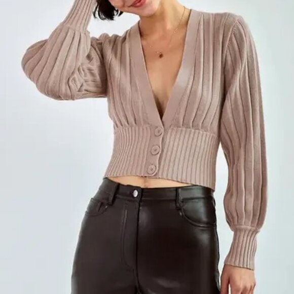 Aritzia Wilfred Merino Wool Plunge Front Cardigan Cropped V-Neck Ribbed Sweater - Picture 10 of 14